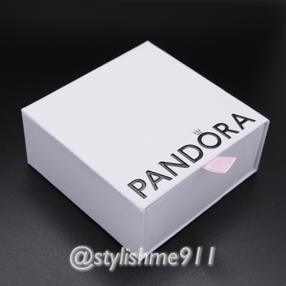 New Pandora Bracelet Gift Box - Picture 2 of 8